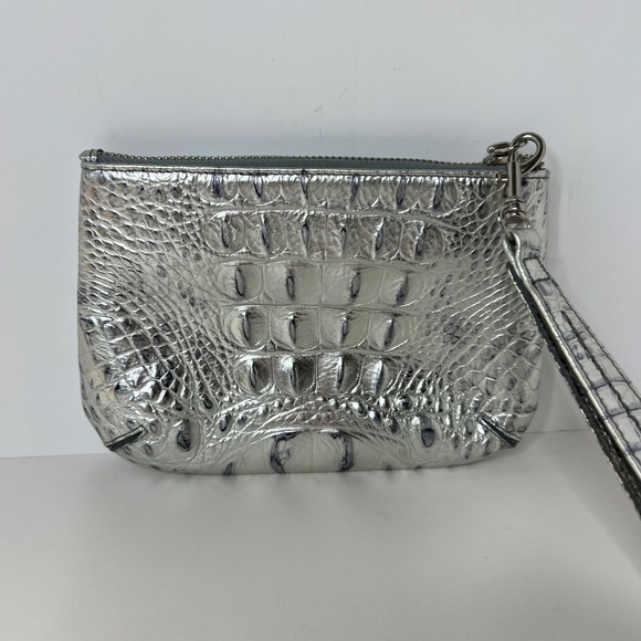 Brahmin Melbourne Daisy Clutch Silver 7.25 x 5 Crocodile Embossed Leather - Picture 2 of 6